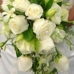 tear-drop-bridal-bouquet-148×1481-1.jpg